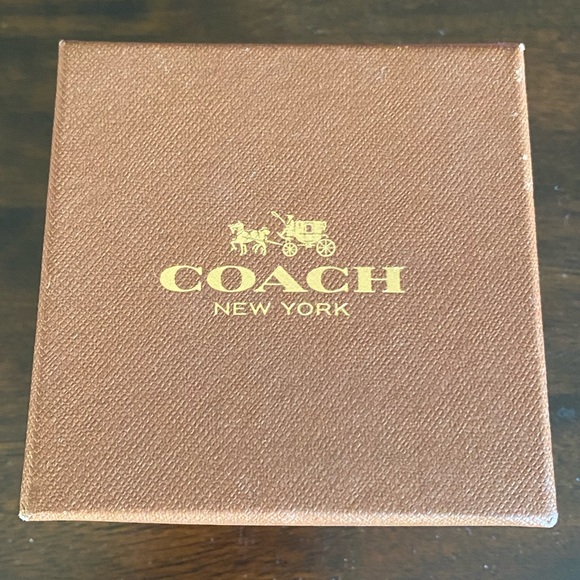 Women’s Greyson Coach Watch - Picture 4 of 4